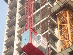建筑电梯1
